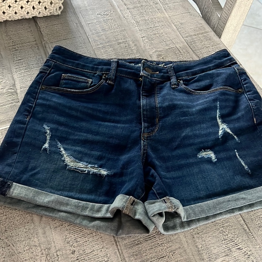 3 for 20! Universal Thread High Rise Midi Blue Denim Rolled Cuff Hem Jean Shorts